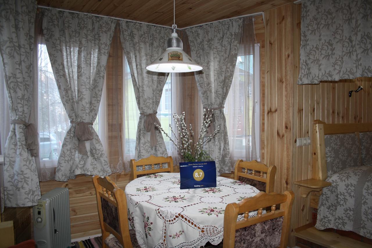 Садиба Під Гострою Zhdeniievo Esterno foto